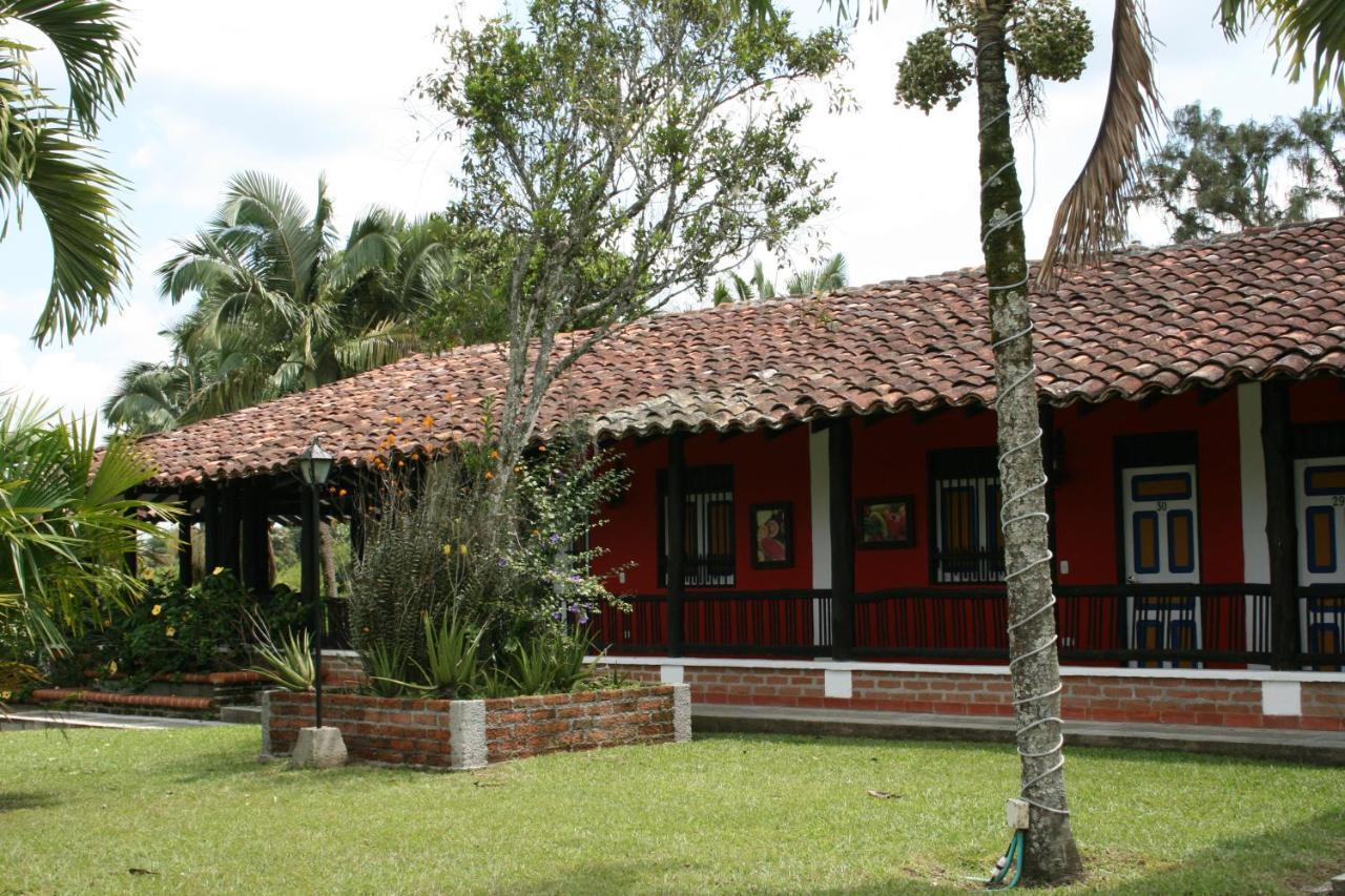 Finca Hotel La Esperanza Монтенегро Екстериор снимка
