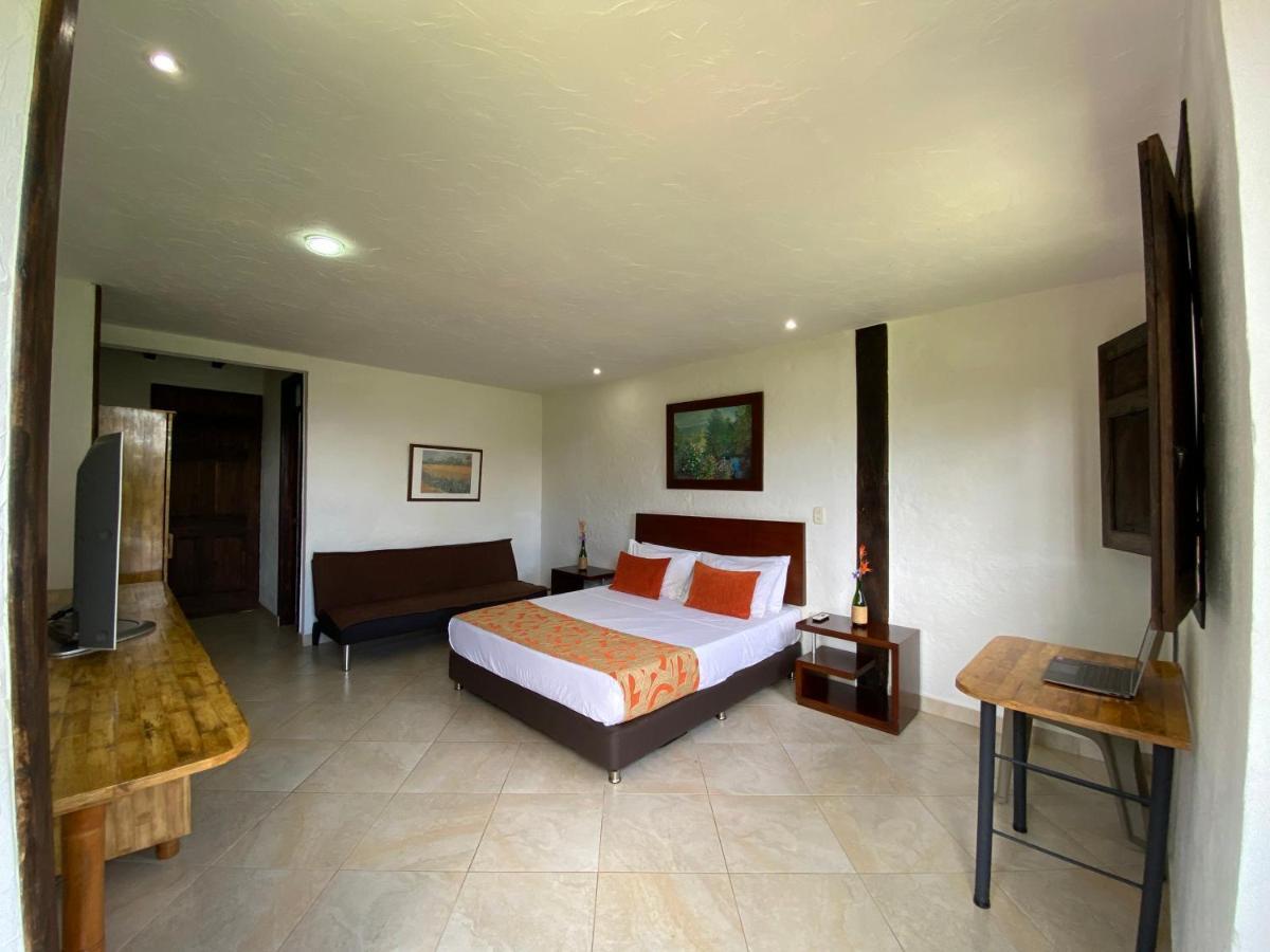 Finca Hotel La Esperanza Монтенегро Екстериор снимка