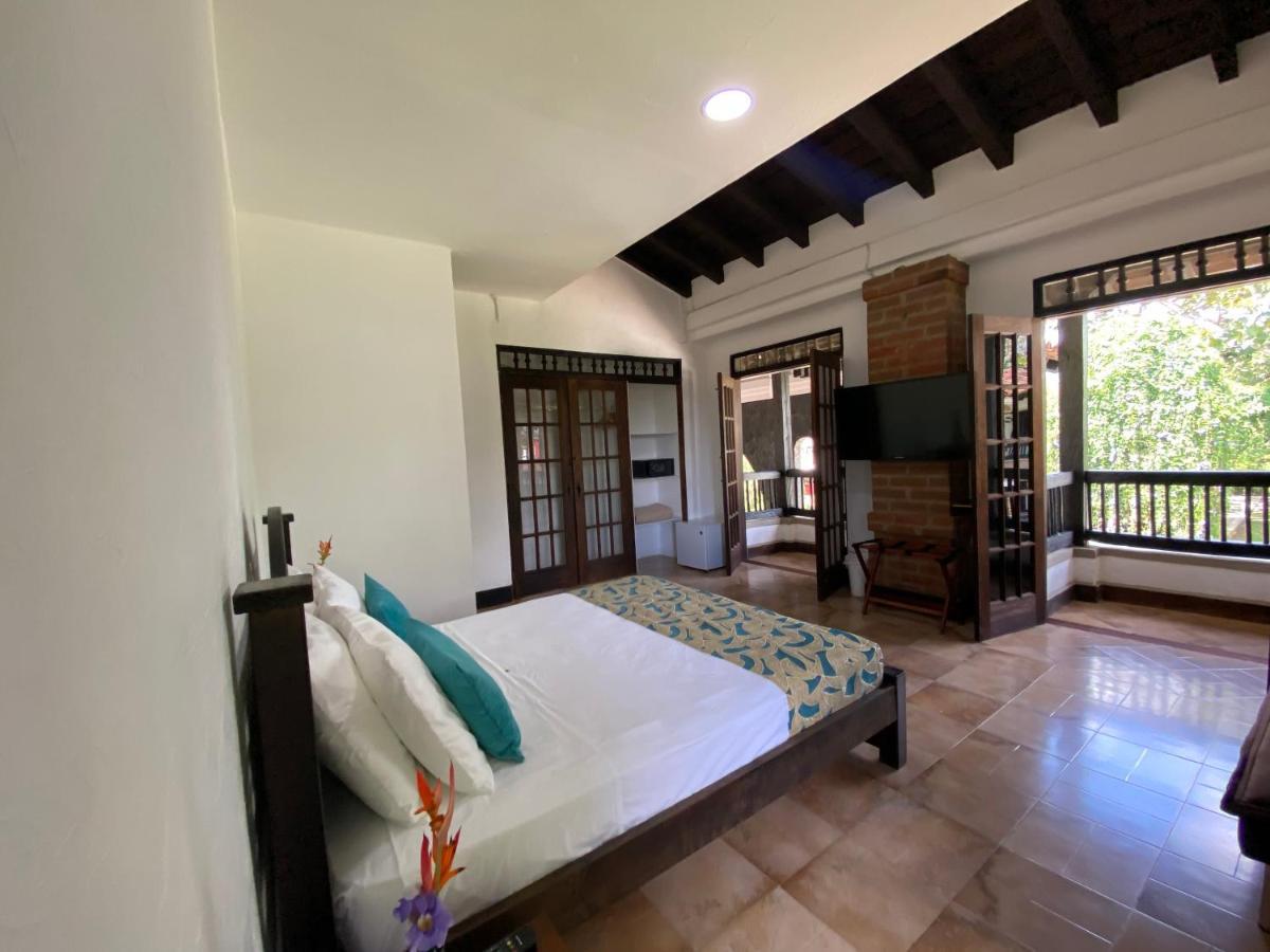 Finca Hotel La Esperanza Монтенегро Екстериор снимка