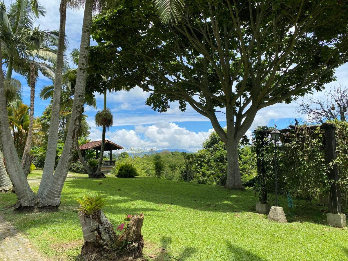 Finca Hotel La Esperanza Монтенегро Екстериор снимка