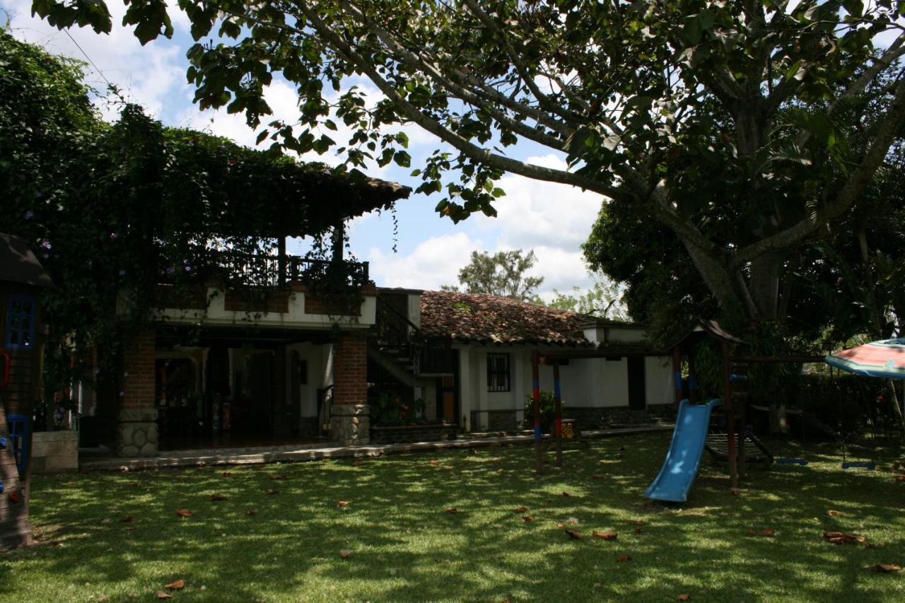 Finca Hotel La Esperanza Монтенегро Екстериор снимка