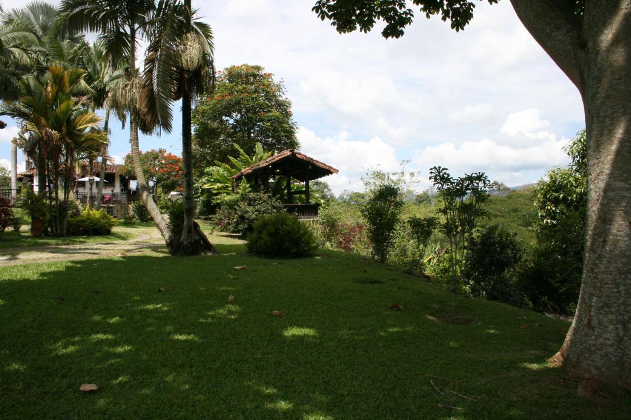 Finca Hotel La Esperanza Монтенегро Екстериор снимка
